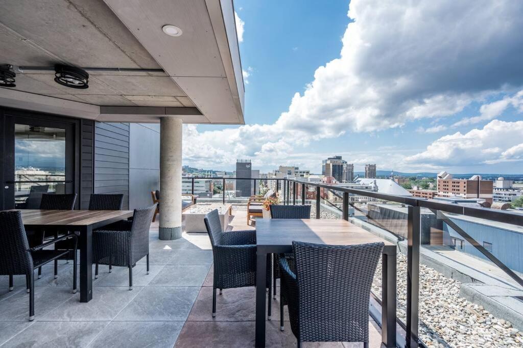 Initial / Reflexion / Centre-Ville De Quebec Apartment Exterior photo