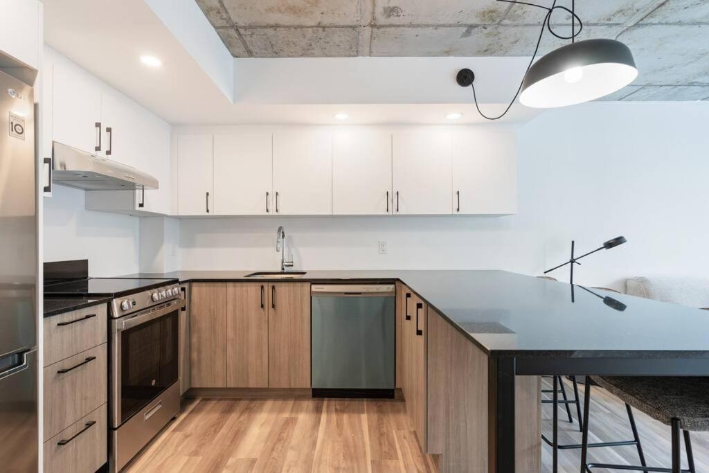 Initial / Reflexion / Centre-Ville De Quebec Apartment Exterior photo