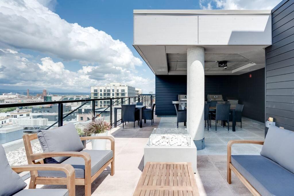 Initial / Reflexion / Centre-Ville De Quebec Apartment Exterior photo
